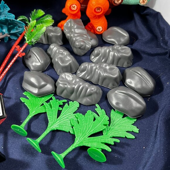 Lot Of 24 Dinosaur Environment Toys Plus Two Large Assembled Dinosaurs Kids Play - Picture 7 of 8